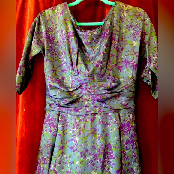 R&K Originals Blue print dress. - Picture 2 of 15